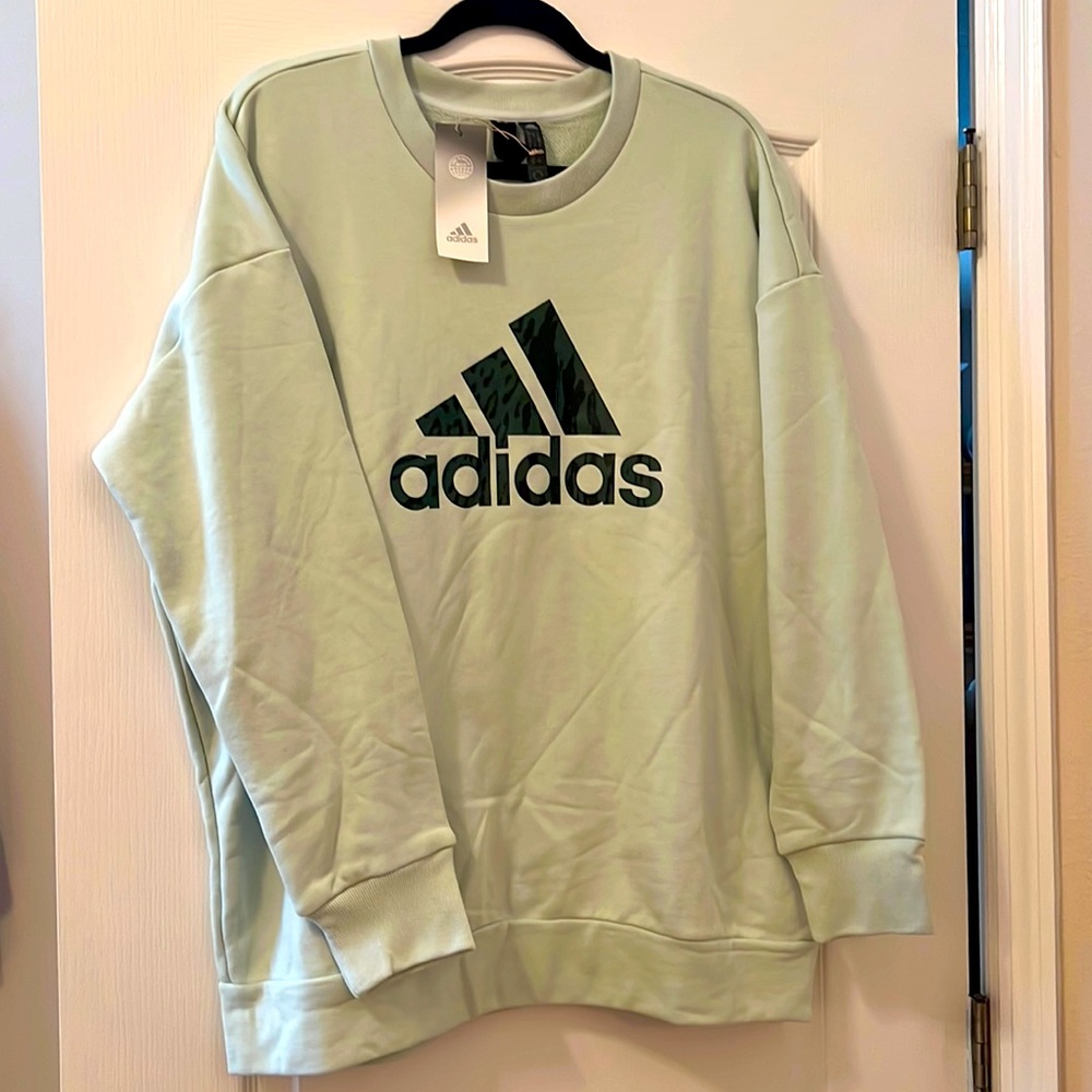 Nwt adidas sweatshirt
